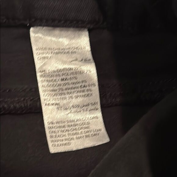 Chico’s Girlfriend Straight Leg  Classic Black Pants Size 12 Short So Slimming - Picture 6 of 7